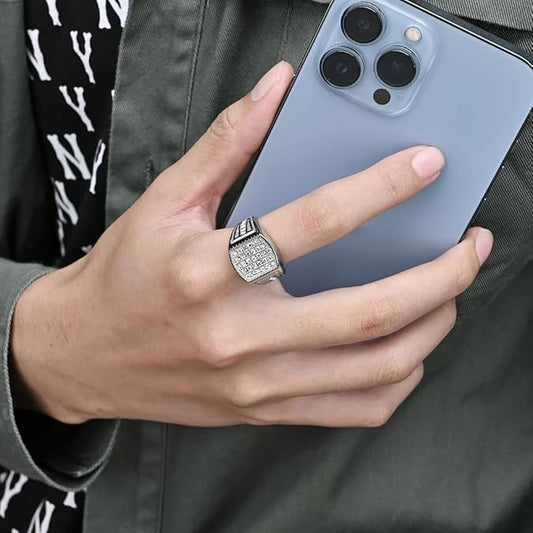 Elegant Diamond Cluster Ring - Perfect for Men’s Engagements