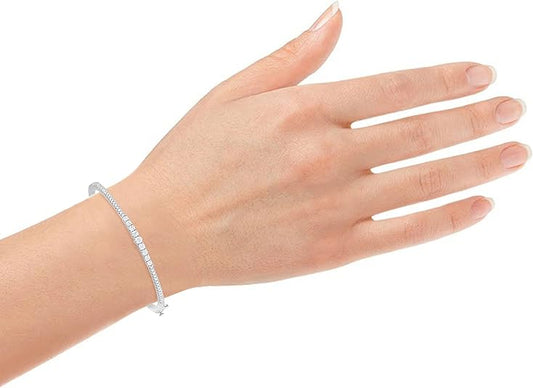 Stylish Round Diamond Bangle β A Touch of Glamour