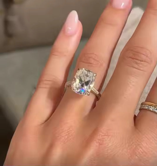 Cushion Cut Diamond Ring – Elegant Wedding Jewelry for Women