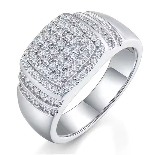Luxurious Round Diamond Cluster Ring for Men
