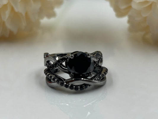 Modern Round Cut Black Diamond Wedding and Engagement Ring Set