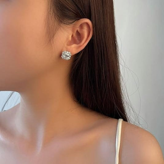 Minimalist Asscher Diamond Studs β Chic and Timeless - BerylcraftsMinimalist Asscher Diamond Studs β Chic and TimelessWomen's