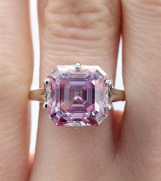 Pink Sapphire & Diamond Engagement Ring β Sophisticated & Stylish - BerylcraftsPink Sapphire & Diamond Engagement Ring β Sophisticated & StylishWomen's Ring