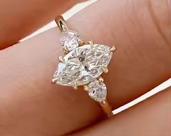 Stunning Marquise Cut Diamond Wedding Ring - A Symbol of Endless Romance