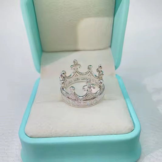 Stunning Crown-Shaped Ring - 925 Sterling Silver with Diamond Detailing | Perfect Christmas Gift