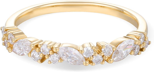 Modern Marquise-Cut Diamond Ring – Sleek & Stylish