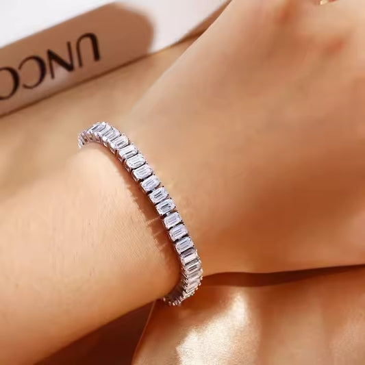 Timeless Emerald Cut Tennis Bracelet – Shine with Style