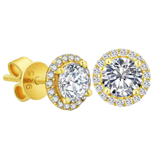 Forever Sparkling Round-Cut Diamond Studs – Classic Beauty