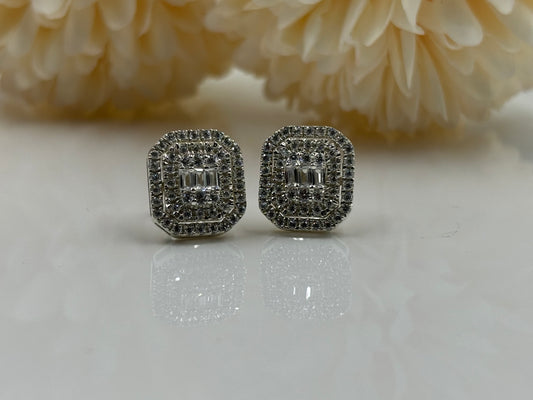 Elegant Baguette Diamond Stud Earrings for Women - Silver