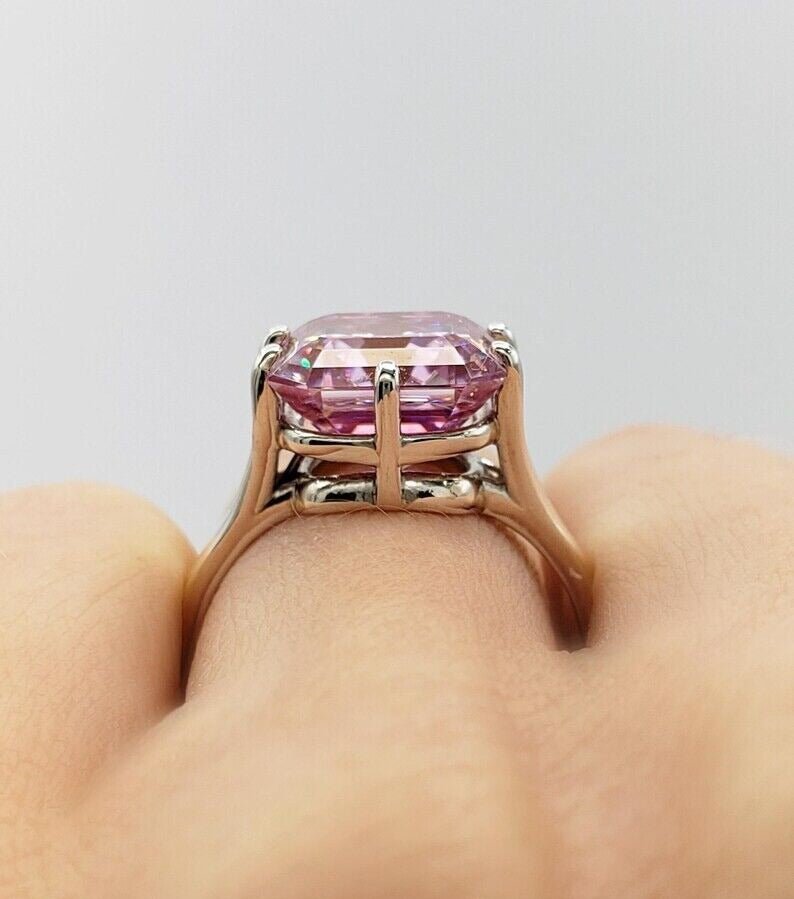 Pink Sapphire & Diamond Engagement Ring – Sophisticated & Stylish - BerylcraftsPink Sapphire & Diamond Engagement Ring – Sophisticated & StylishWomen's Ring