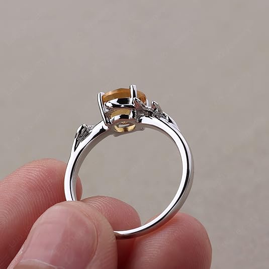 Women's Citrine Engagement Ring – Classic Round Cut Design - BerylcraftsWomen's Citrine Engagement Ring – Classic Round Cut DesignWomen's Ring